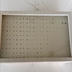 Amazon Jewelry Earring Tray in Beige